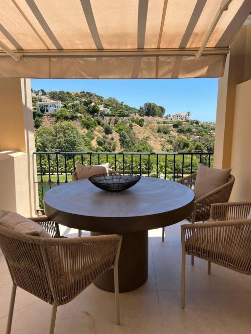 4-Bedroom Apartment with Panoramic Views in La Quinta, Benahavís