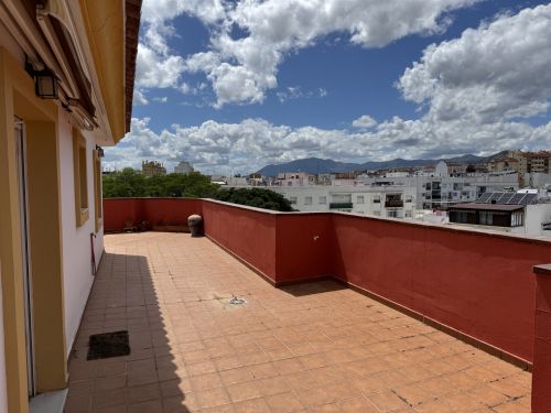 Fantastic 3-bedroom penthouse in the center of San Pedro de Alcántara, Marbella