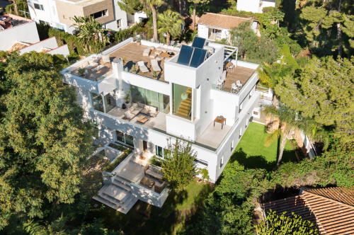 Villa for sale in Nueva Andalucia, Marbella