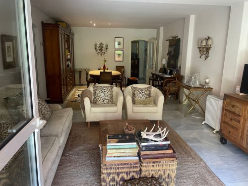 Apartment on the Golden Mile