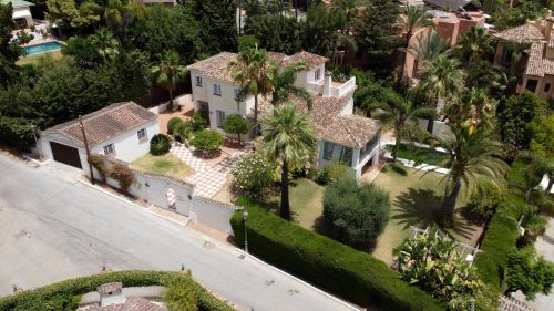 Luxury Villa Project with Development Potential in Nagüeles