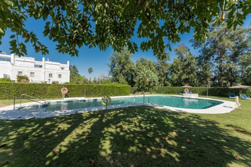 Ground Floor Apartment for sale in La Quinta, Benahavis