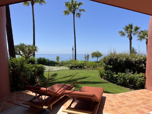 GROUND FLOOR APARTMENT - LUXURY - ESTEPONA
