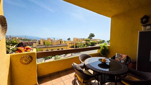 Middle Floor Apartment with Panoramic Views in Altos de Princesa Kristina
