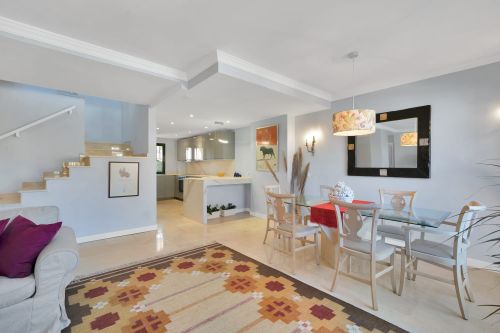 Renovated Duplex Penthouse with Sea Views in Luna Blanca Golf