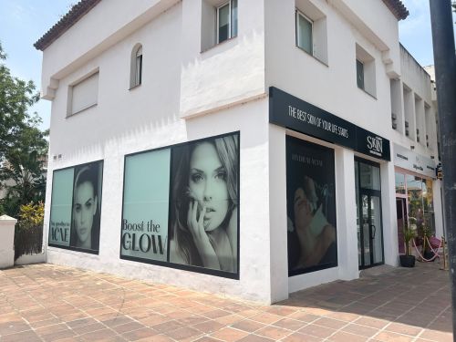 Commercial premises in the best beachside area of the Golden Mile.