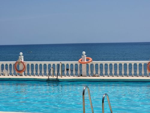 Beachfront Apartment with Stunning Sea Views and Exceptional Investment Potential