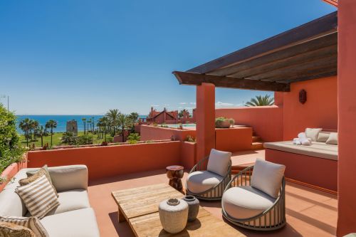 Spectacular Beachfront Duplex Penthouse in Torre Bermeja, Estepona