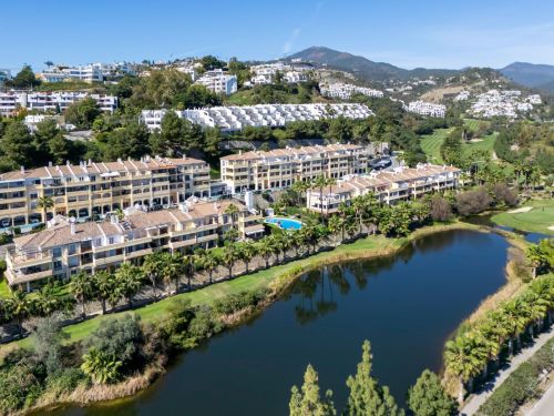 Apartment for sale in La Quinta, Benahavis