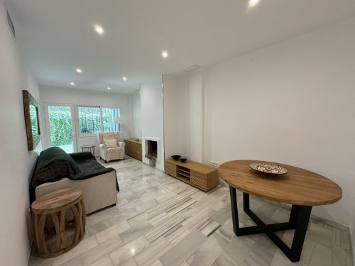 2 bedroom ground floor apartment for rent in Marbella