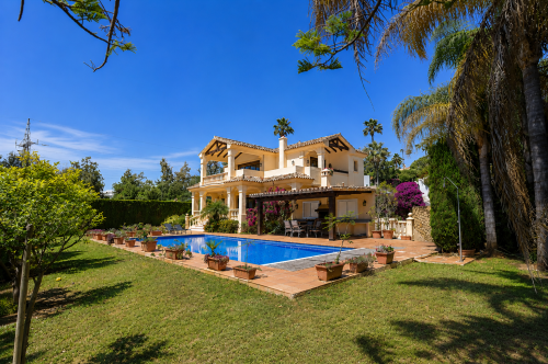 Villa for sale in La Quinta, Benahavis
