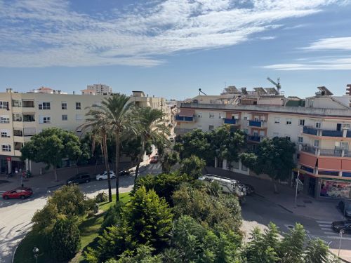 4 bedroom penthouse for sale in Estepona