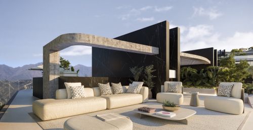 2 bedroom penthouse for sale in Elviria, Marbella Este