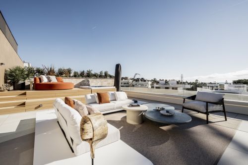 3 bedroom ground floor apartment for sale in Las Chapas, Marbella Este