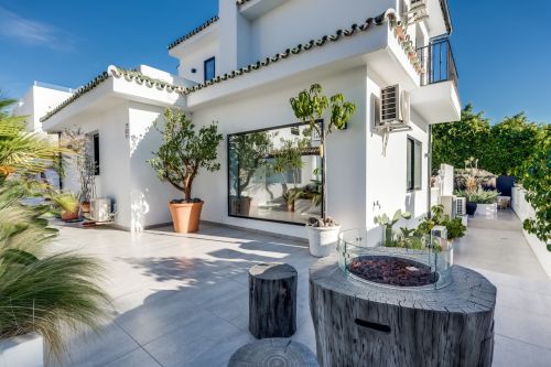 5 bedroom villa for sale in Rodeo Alto, Nueva Andalucia