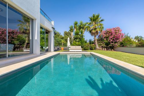 3 bedroom villa for sale in El Rosario, Marbella Este