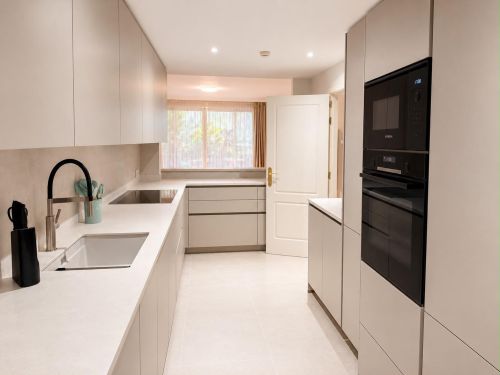 3 bedroom ground floor apartment for rent in Bahia Alcantara