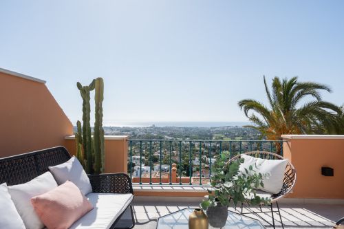 3 bedroom duplex penthouse for sale in Les Belvederes, Nueva Andalucia