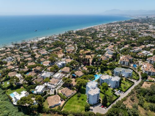 3 bedroom penthouse for sale in Marbella Este, Marbella