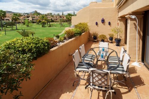 2 bedroom penthouse for sale in New Golden Mile, Estepona East