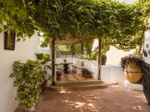 4 bedroom villa for sale in Benahavis Centro, Benahavis