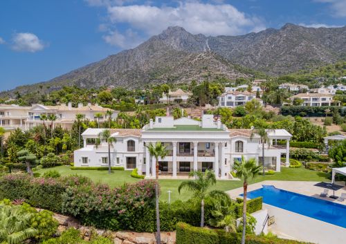 10 bedroom villa for sale in Sierra Blanca, Marbella Golden Mile