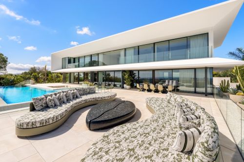 6 bedroom villa for sale in Sotogrande