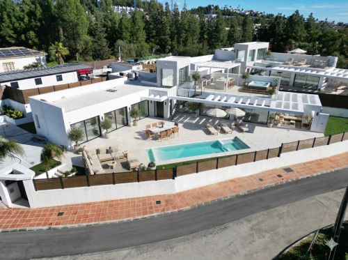 5 bedroom villa for sale in El Chaparral, Mijas Costa