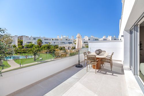 2 bedroom apartment for sale in Estepona