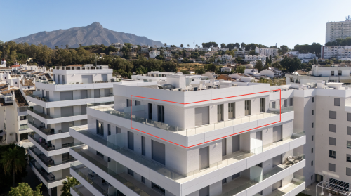 4 bedroom penthouse for sale in La Campana, Nueva Andalucia
