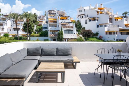 2 bedroom duplex for rent in Nueva Andalucia, Marbella