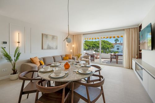 3 bedroom penthouse for sale in El Presidente, Estepona East