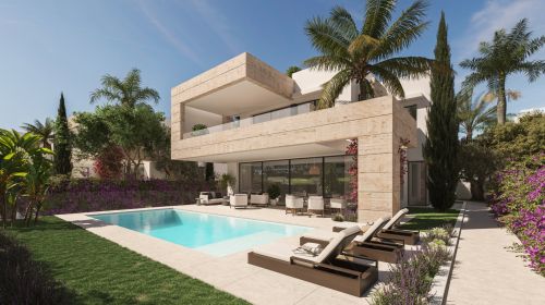 5 bedroom villa for sale in El Campanario, Estepona East