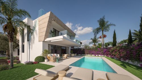 5 bedroom villa for sale in El Campanario, Estepona East