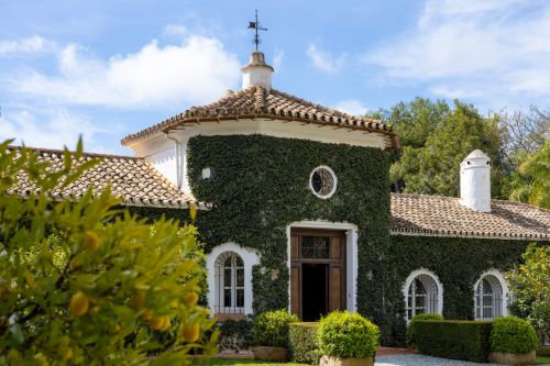 4 bedroom villa for rent in Marbella Hill Club, Marbella Golden Mile