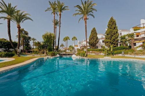2 bedroom apartment for sale in Aldea Blanca, Nueva Andalucia
