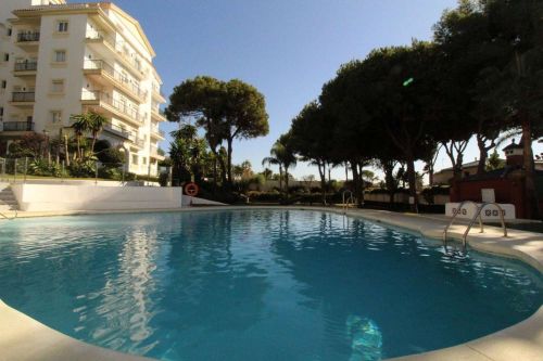 2 bedroom ground floor apartment for sale in Puerto Banus, Marbella