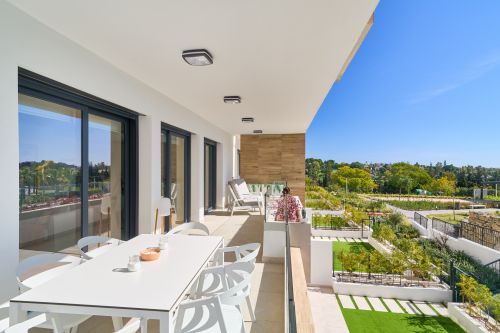 3 bedroom apartment for sale in Atalaya Golf, Estepona East