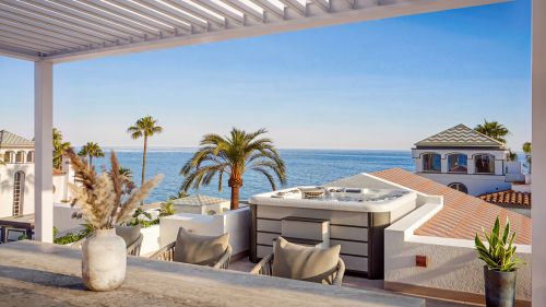 3 bedroom duplex penthouse for sale in Dominion Beach, Estepona East