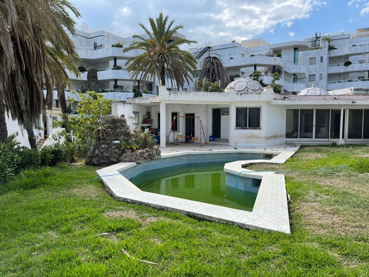 Beachfront Opportunity on the Golden Mile.