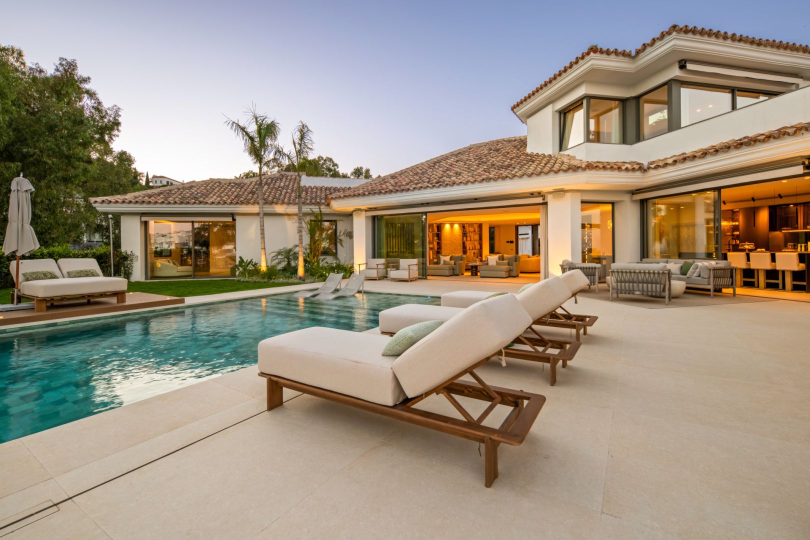 Luxury Villa in El Herrojo, Benahavís