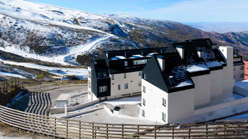 Ski-Inspired Living in the Heart of Sierra Nevada